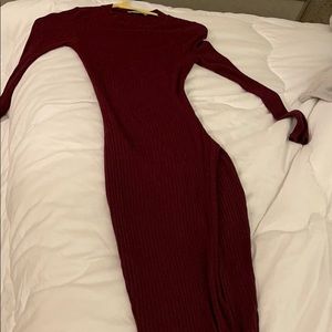 Burgundy fashion nova dress with slit in it
